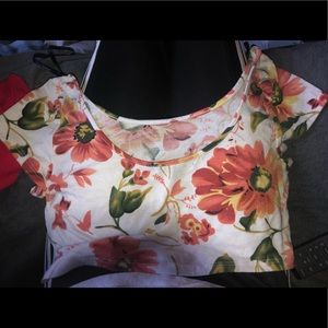 flowery crop top